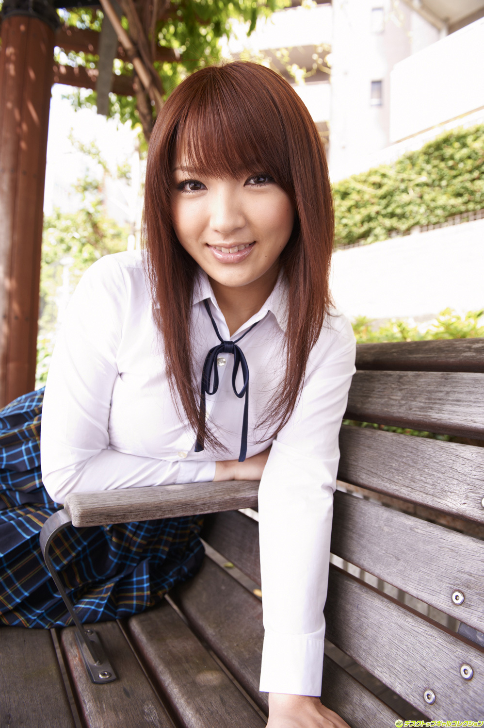 神咲詩織 [DGC] No.966 Shiori Kamisaki 2011年8月号